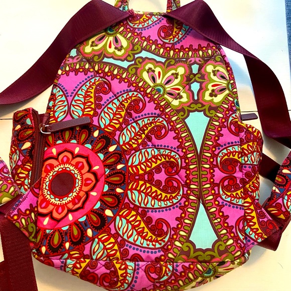 Vera Bradley small purse/back pack NWOT - Picture 4 of 5